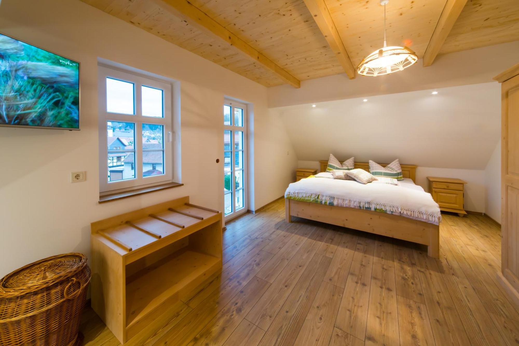 Staimicher Hoehen - Premium Appartements Kurort Steinbach-Hallenberg Habitación foto